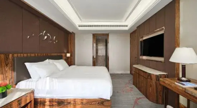 Люкс Luxury Lang Ting Intercontinental Hotel