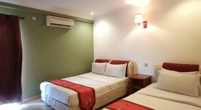 Семейный номер Standard с балконом Maya Hotel