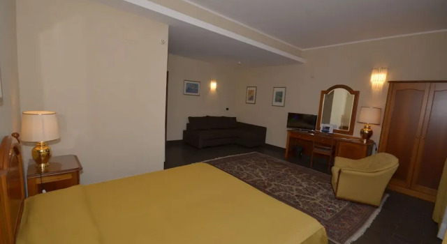 Четырёхместный номер Standard Garden Hotel Catania