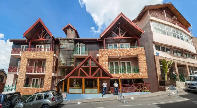 Palissandre ANTANANARIVO, Забронировать Курортный отель Курортные отели Антананариву, рядом с The Rova of Antananarivo, Курортный отель