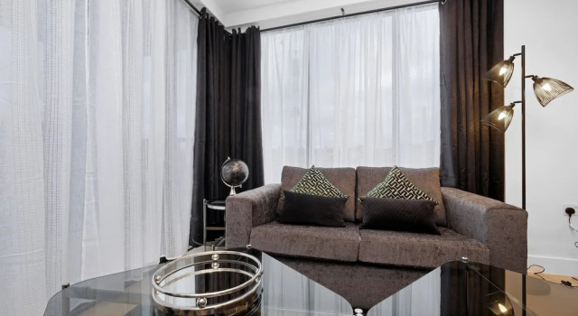 Апартаменты Classic Belmore 1 & 2 Bedroom Luxury Apartment