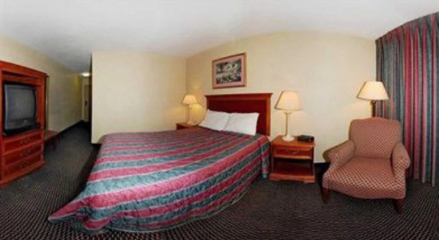 Rodeway Inn & Suites Conference Center, Boek Hotel Hotels in Alabama met parkeren, Parkeren