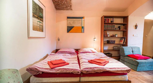 Апартаменты с красивым видом из окна Hostel 99