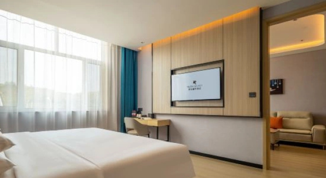 Люкс Deluxe Rezen Select Hotel