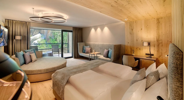 Люкс с балконом LUNARIS Wellnessresort