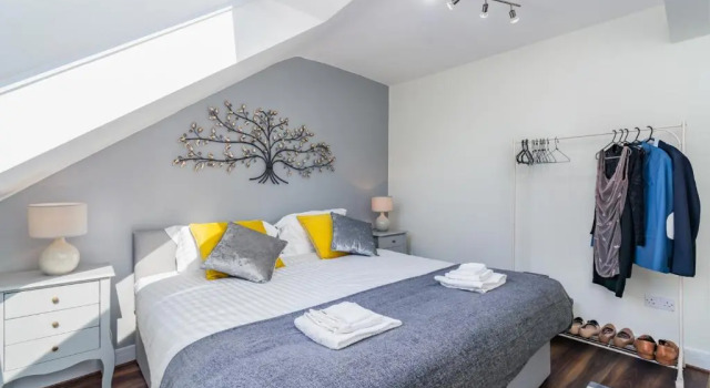 Beautiful Flat Town Centre 55 inch Smart TV + Netflix, Prenota Hotel Test Valley Inghilterra