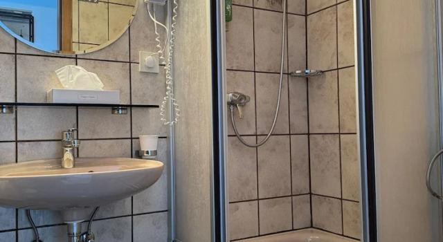 Hotel Zur Mühle, Забронировать Отель «постель и завтрак» Изерлон Зауэрланд