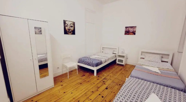 Трёхместный номер Standard Lisbon Gambori Hostel