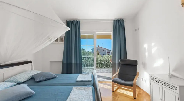 Коттедж Holiday House with Pool Villa Seabird