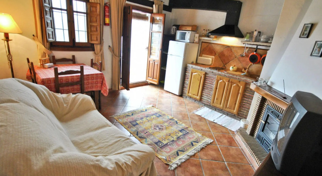 Quiet Costa del Sol Cottage, Varaa Lomakoti Alfarnatejo Malaga Province