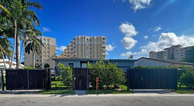 Luxury RiverFront By Renzzi, Забронировать Апартаменты/квартира Апартаменты Miami Metropolitan Area, Апартаменты/квартира