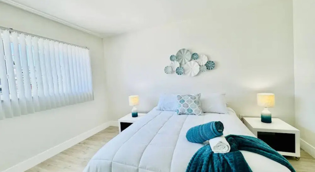Апартаменты Waterfront 1BR Parking Walk to the Beach