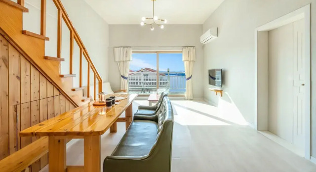 Номер Standard с 2 комнатами с видом на океан Yeosu Grace Family Pension