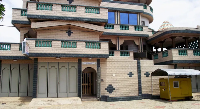 Hotel Otsunami, Book Hotel Baguida 