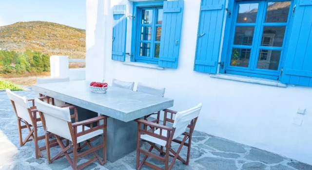 Коттедж "Anemoskala" Cycladic Traditional House