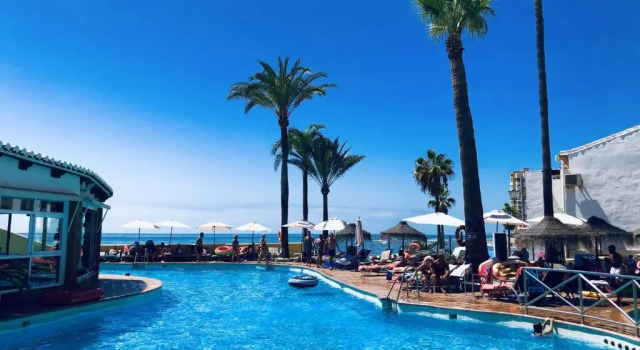 Апартаменты Fantastic apartment in Beach Front Complex in Calahonda - Doña Lola - CS129