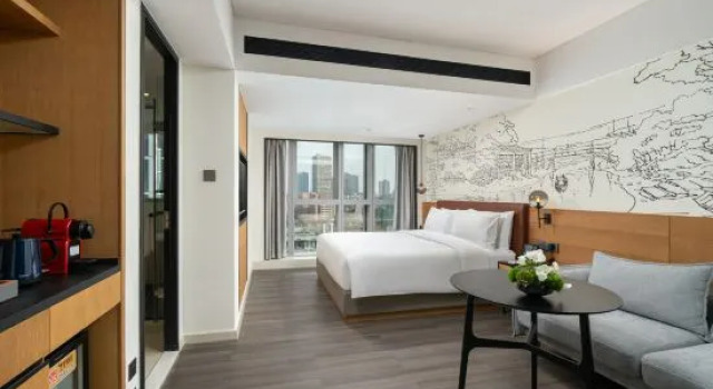 Номер Superior UrCove by HYATT Guangzhou Canton Tower Exhibition Center-Registration Counter for Phase 1 and Free Shuttle Bus Available during Canton Fair