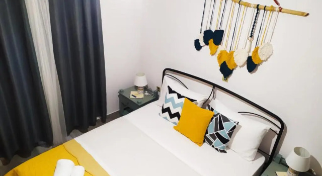 Apartment 94m2, center of Sitia, WiFi, 350m beach, Забронировать Апартаменты/квартира Отели East Crete с парковкой, Парковка