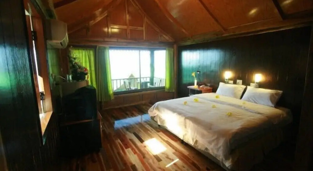 Бунгало B.C. Badin Resort