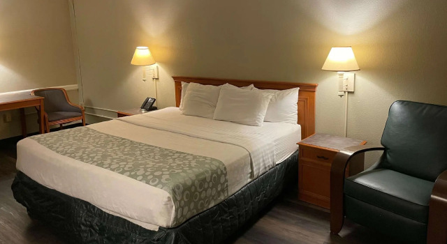 Двухместный номер Standard Quality Inn & Suites Tuscaloosa near University