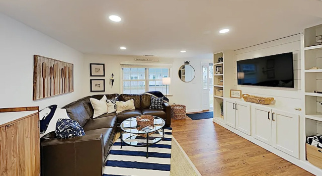 25 Falmouth - 3 Br Duplex, Забронировать Апартаменты/квартира Фалмут Полуостров Кейп-Код