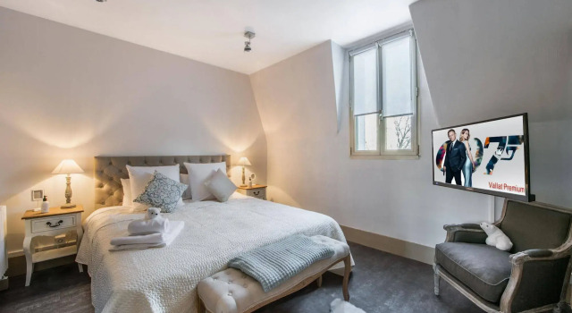 Vallat Lodges Annecy Lake  James Suite