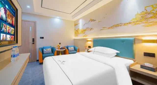 Семейный люкс Deluxe с 2 комнатами Yunkai Holiday Hotel (PuNing Fashion Clothing Wholesale Market & WanTaiHui Shopping Mall)