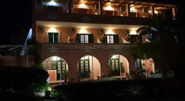 Marianna House, Забронировать Отель Отели периферии Ионических островов с парковкой, Парковка