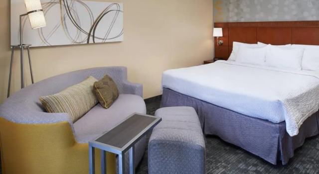 Номер Standard Courtyard by Marriott Rockford