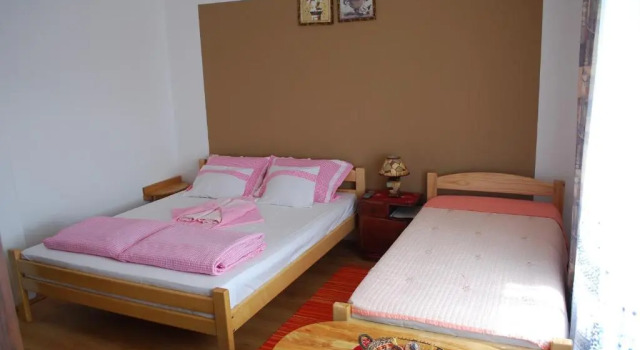 Студия Apartments Lukić