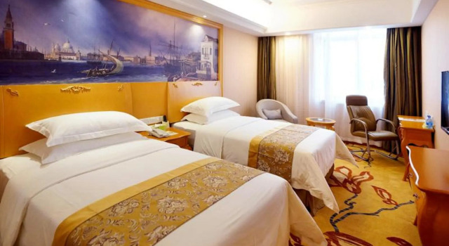Vienna Hotel SH Pudong Little Shanghai Street, Varaa Hotelli Zhoupu Shanghai