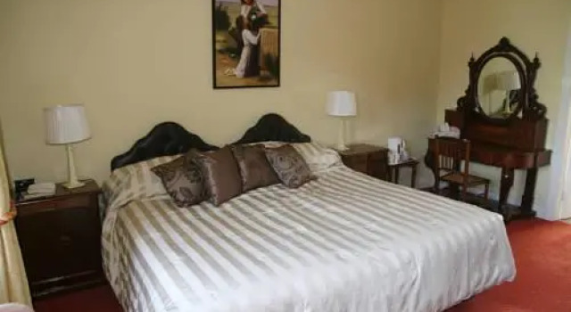 Muxnaw Lodge, Book Hotel Hotels in Kerry with Parking, Parking
