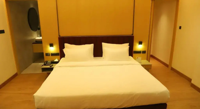 Люкс 37th Crescent Navi Mumbai