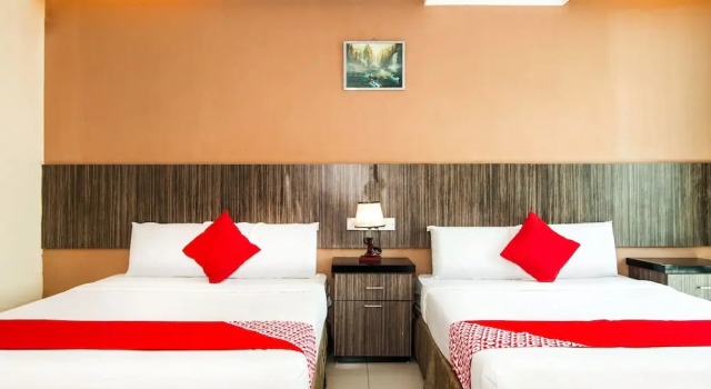 Четырёхместный семейный люкс Hotel Crystal City