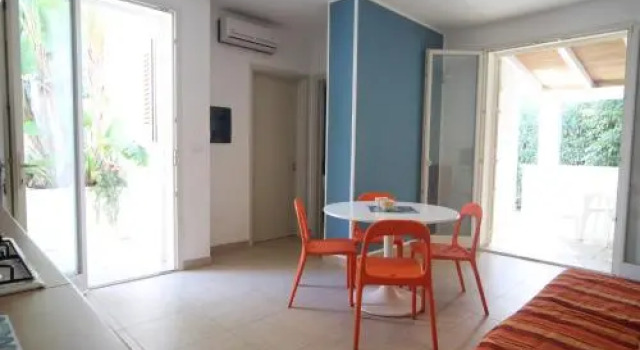 Villetta Ottaviano, Rezervasyon Otel Racale otoparklı oteller, Otopark