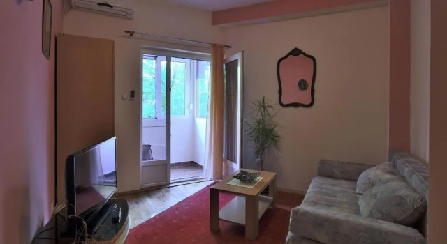 Apartment Kralj, Book Lejlighed Hoteller i Kotor Riviera med parkering, Parkering