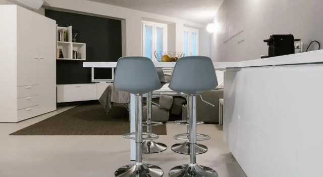 Casa Felice by Villa Porta Collection, Забронировать Отель Отели Луино с парковкой, Парковка