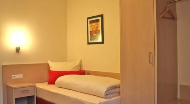 Aurach, Prenota Hotel Herzogenaurach Media Franconia