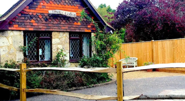 Коттедж с видом на сад Tovey Lodge