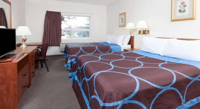 Super 8 by Wyndham Edmonton/West