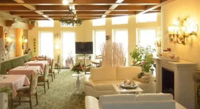 Hotel Holder, Забронировать Отель Эттлинген Landkreis Karlsruhe