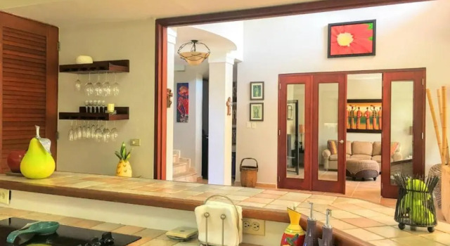 Villa Iris 2 story ocean view villa w/ pool access, Забронировать Вилла Вега-Альта Северное Пуэрто-Рико