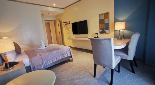 Номер Premier Yes Hotel Cabuyao Laguna