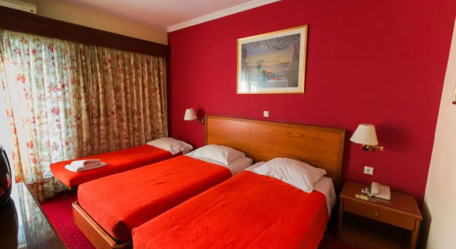 Номер Economy Grand Hotel