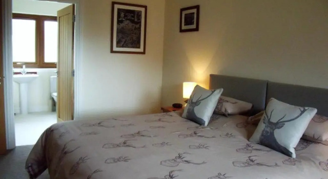 Beechwood Cottage B&B, Забронировать Отель «постель и завтрак» Баллачулиш Гленко