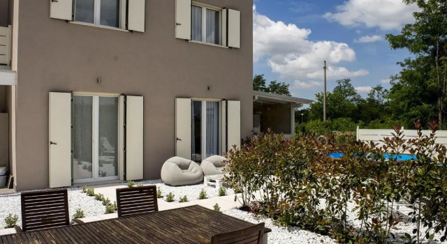 Двухместный номер Standard с балконом Home Suites Home