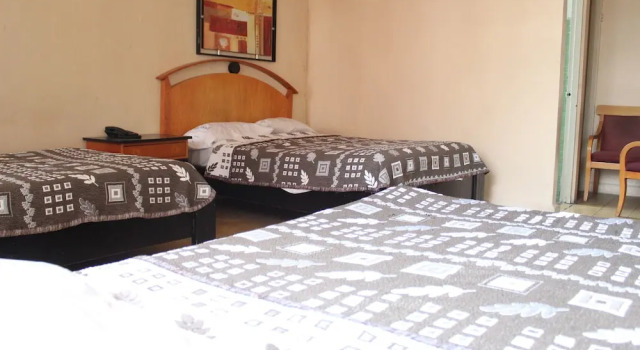 Семейный номер Standard с балконом Hotel Regis