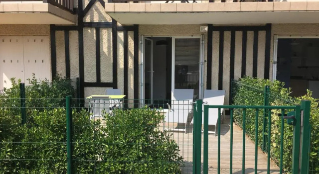 Studio Merville-Franceville-Plage, 1 pièce, 3 personnes - FR-1-487-222