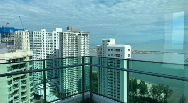 Mansion One Suites @Gurney Drive Seaview Studio Apartment by Sarah's Lodge, Забронировать Апартаменты/квартира Отели штата Пинанга с парковкой, рядом с 1st Avenue Penang, Парковка