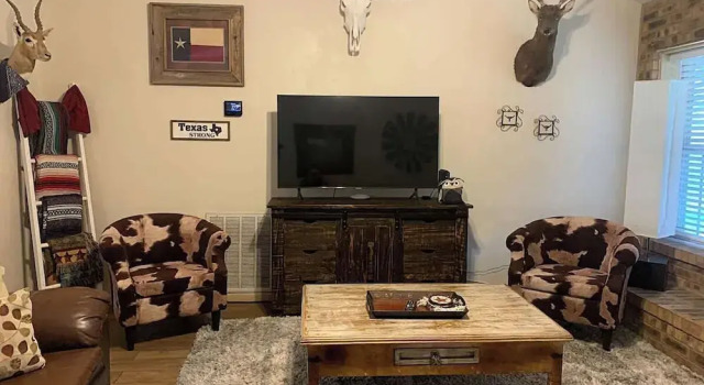 Коттедж Kerrville Hidden Gem With Firepit and Grill - Great Location